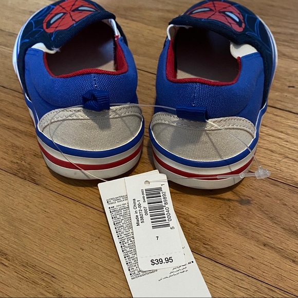 💫KIDS💫 Gap kids Spider-Man slip on sneakers - Picture 3 of 5